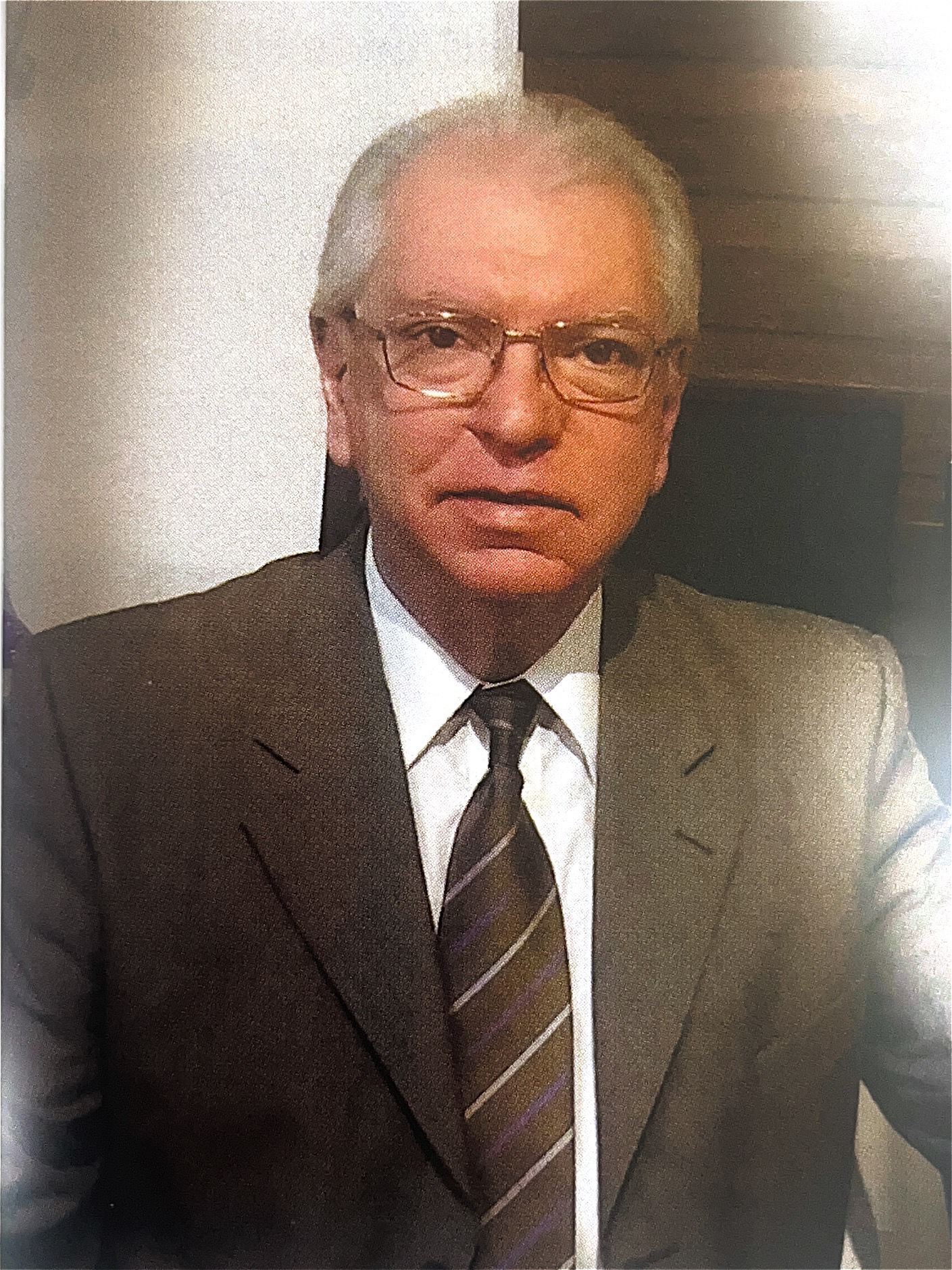 Dr. José Emilio Baca Prieto
