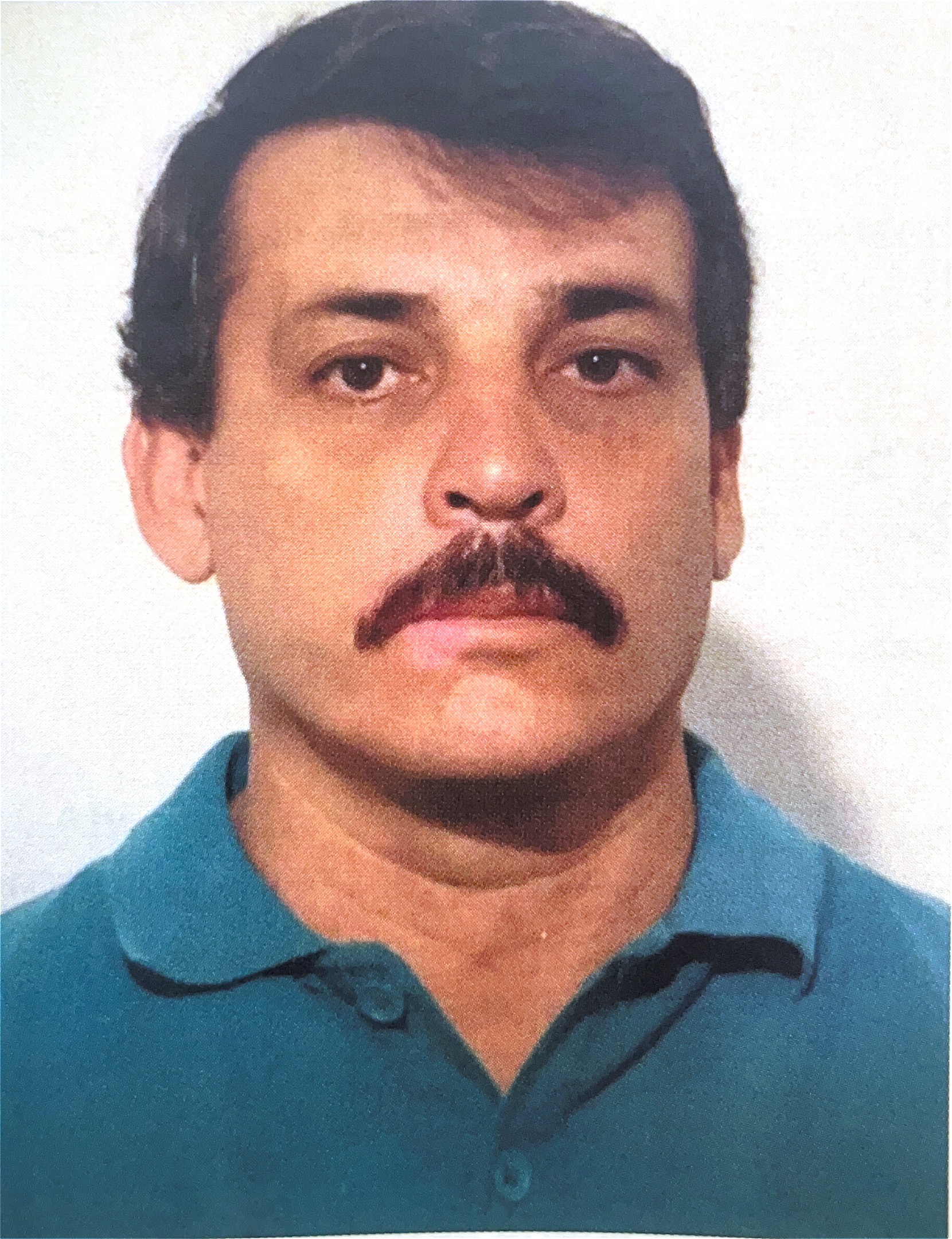 Dr. Carlos Fernando Escandón Rivas
